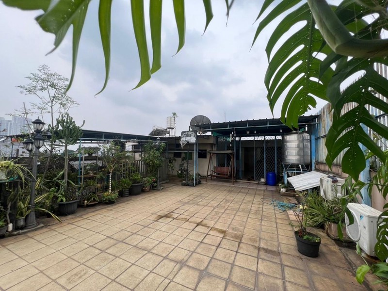 Ruko Makaliwe 4½ Lantai  336 m&#xb2;  Grogol  Jakarta Barat 