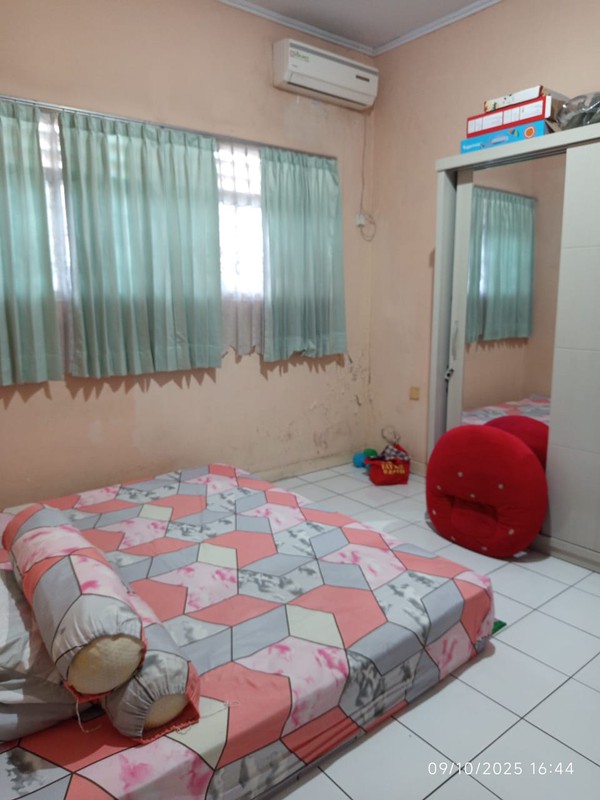 Rumah/Ruko Strategis di Taman Sari, Lokasi Nyaman dan Potensial!
