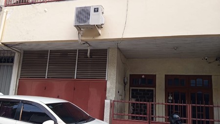 Rumah/Ruko Strategis di Taman Sari, Lokasi Nyaman dan Potensial!