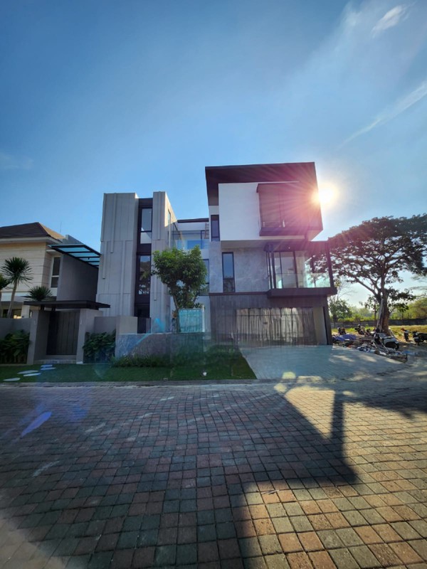 Dijual rumah baru citraland
