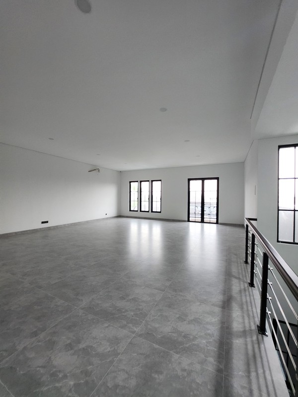 4 Milyar-an Dijual Rumah Villa Taman Telaga Citraland - New American Classic Desain Lokasi Terdepan Dekat G Walk , Sekolah Ciputra