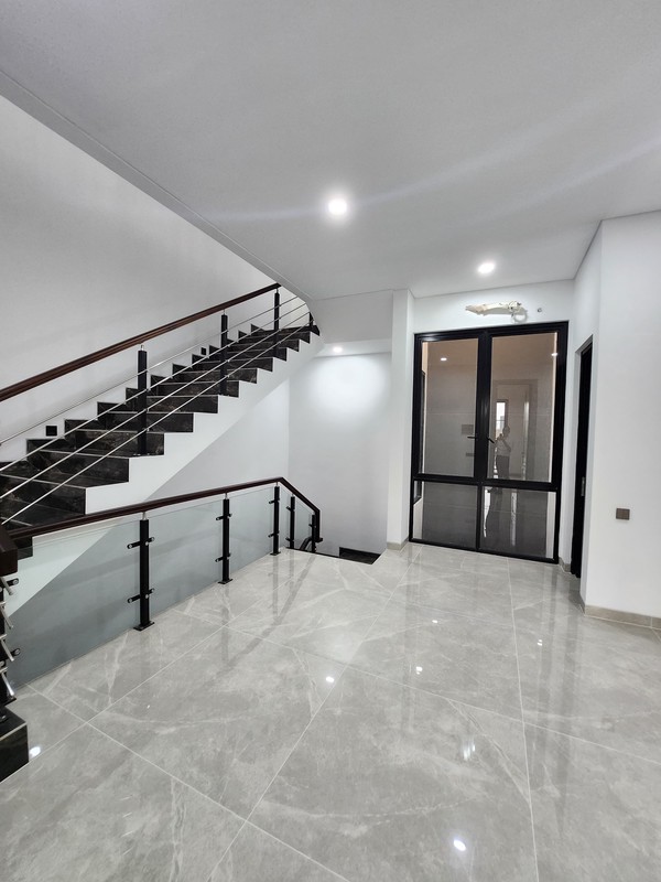 4 Milyar-an Dijual Rumah Villa Taman Telaga Citraland - New American Classic Desain Lokasi Terdepan Dekat G Walk , Sekolah Ciputra