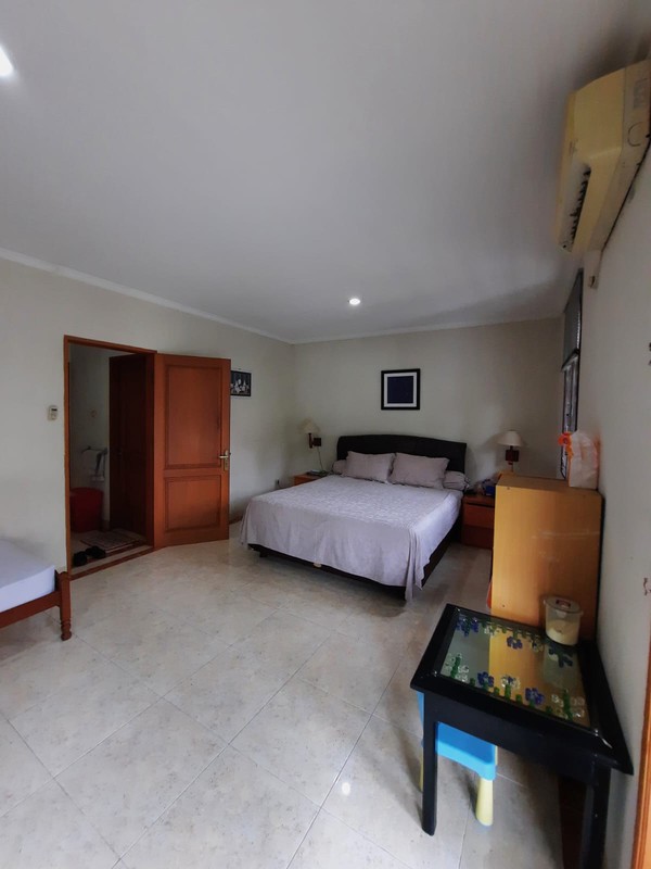 Dijual Rumah di Kawasan Veteran, Bintaro, Jak-Sel