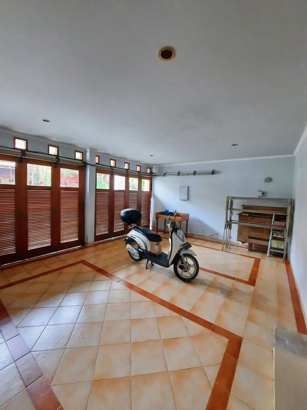 Dijual Rumah di Kawasan Veteran, Bintaro, Jak-Sel