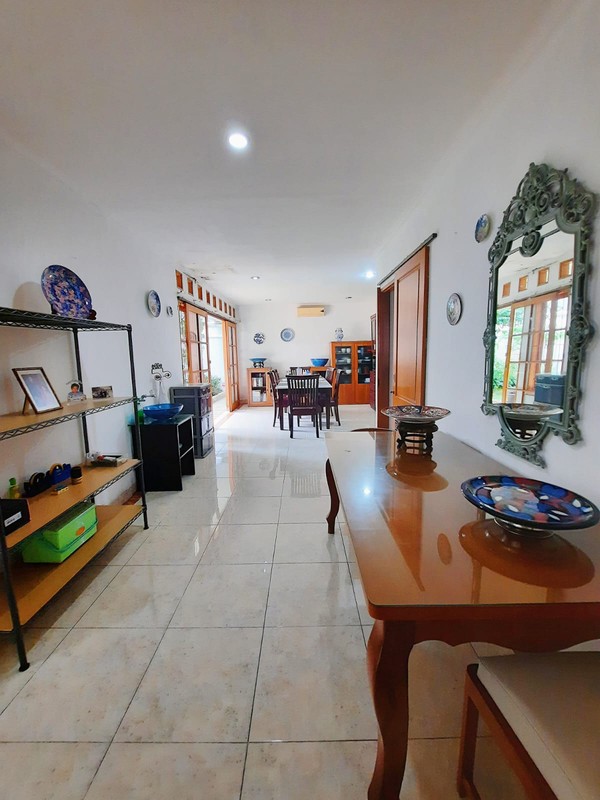 Dijual Rumah di Kawasan Veteran, Bintaro, Jak-Sel