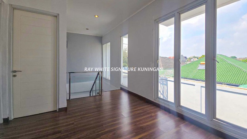 Town House 2 Lantai di Jalan Haji Subuh Dekat TB Simatupang