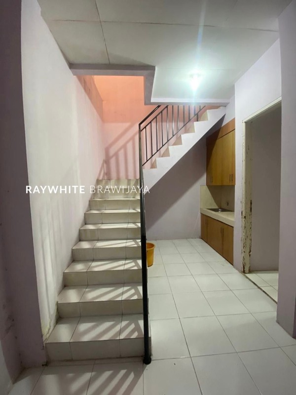 Rumah Siap Huni Dalam Kompleks Area Bekasi Timur