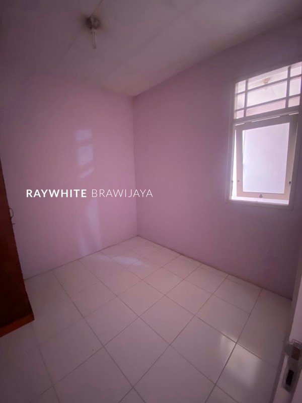 Rumah Siap Huni Dalam Kompleks Area Bekasi Timur