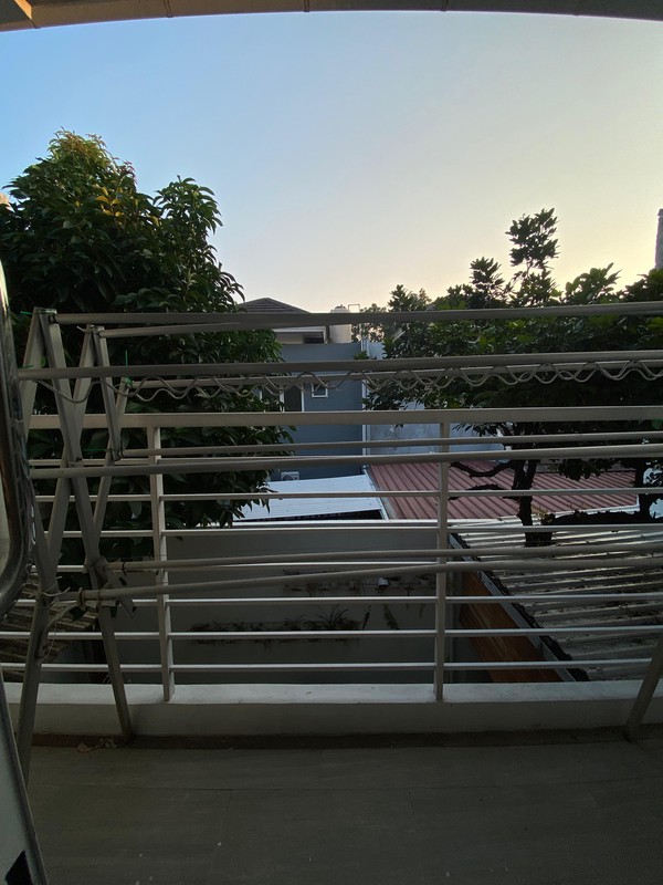 Disewakan rumah furnished , grand wisata