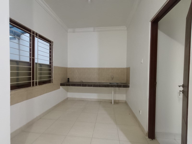 Disewakan rumah , grand wisata