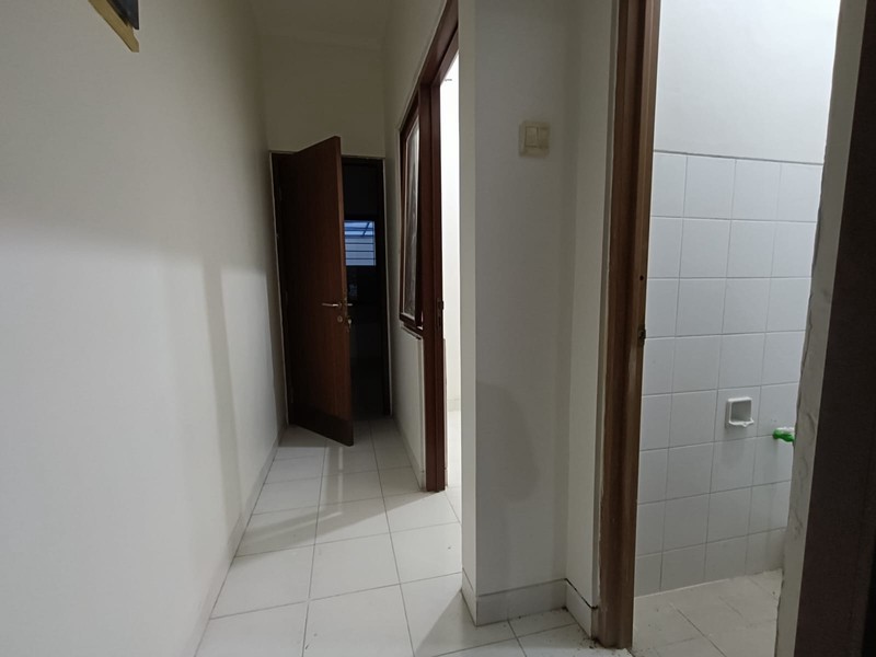 Disewakan rumah , grand wisata