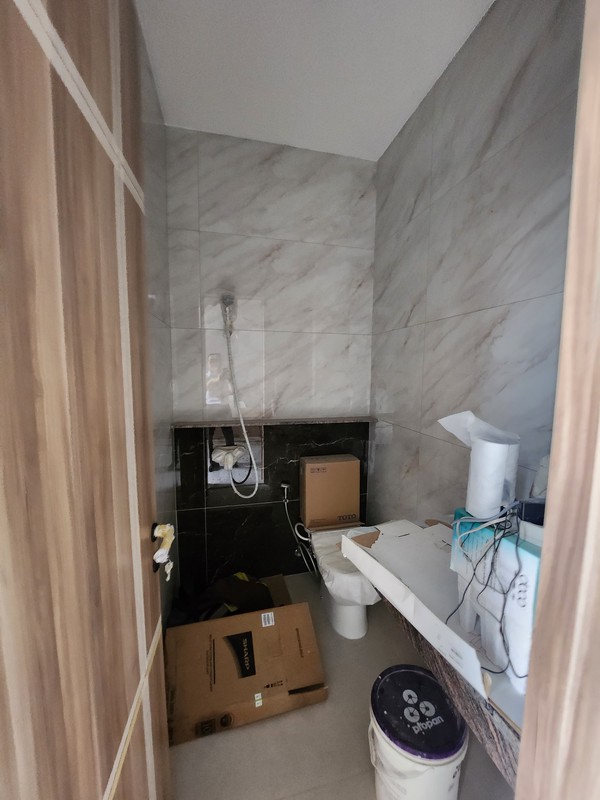 7 Milyar-an Dijual Rumah Baru Citraland Woodland Surabaya Bonus Private Lift , Semi Furniture Modern - Carport 4 LUAS 4 Mobil Siap Huni Dekat Universitas Ciputra, Hokky Buah, Ciputra Hospital, Pakuwon