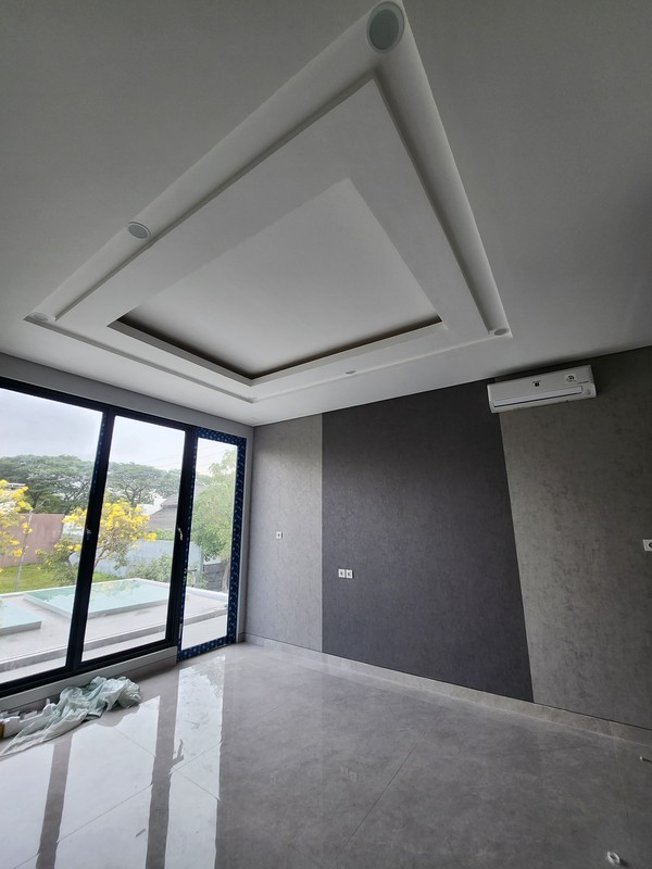 7 Milyar-an Dijual Rumah Baru Citraland Woodland Surabaya Bonus Private Lift , Semi Furniture Modern - Carport 4 LUAS 4 Mobil Siap Huni Dekat Universitas Ciputra, Hokky Buah, Ciputra Hospital, Pakuwon