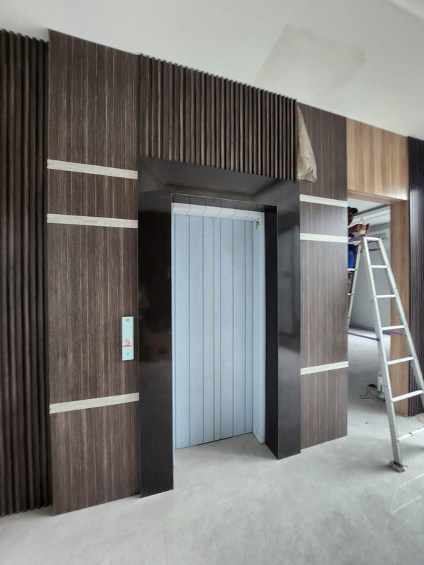 7 Milyar-an Dijual Rumah Baru Citraland Woodland Surabaya Bonus Private Lift , Semi Furniture Modern - Carport 4 LUAS 4 Mobil Siap Huni Dekat Universitas Ciputra, Hokky Buah, Ciputra Hospital, Pakuwon