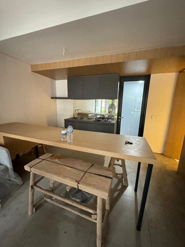 Rumah di BSD Baru, Belum pernah dihuni, sudah lengkap dengan furniture, dan tempat tidur