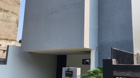 Rumah Bagus Di Jl Margasatwa Komp Pondok Labu Park Jakarta Selatan