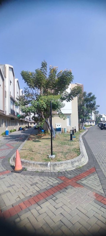 Termurah. Rumah modern Mozia cluster Zena BSD, bisa untuk usaha..