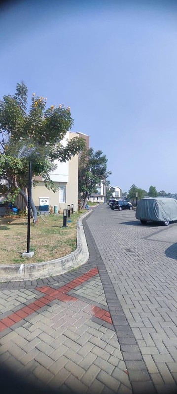 Termurah. Rumah modern Mozia cluster Zena BSD, bisa untuk usaha..