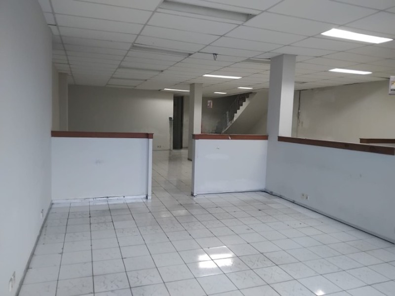 Disewakan Gedung 3 Lantai di Komersial Area Jalan Kayun, Surabaya Pusat