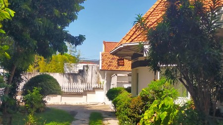 Harga Turun Drastis! Rumah Hook Pusat Kota Jalan WR Supratman Cocok Untuk Usaha 