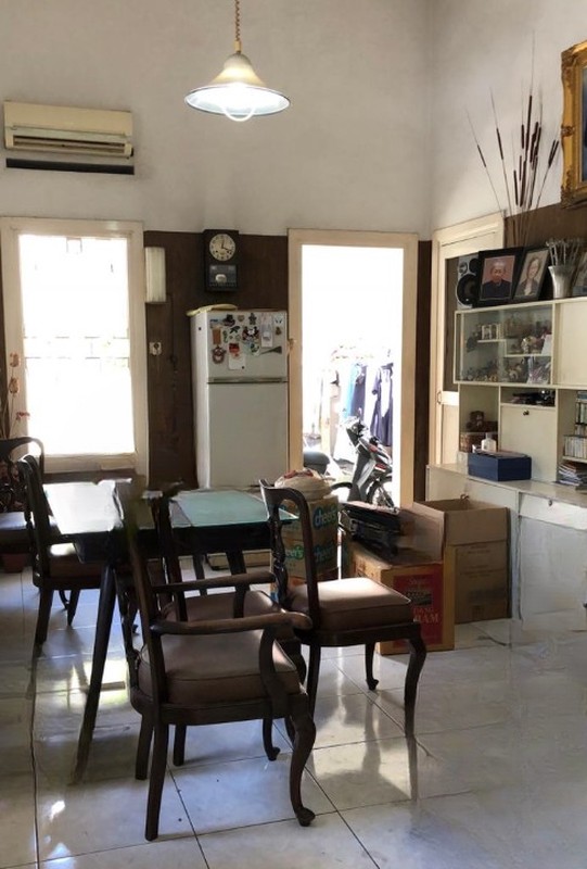 Harga Turun Drastis! Rumah Hook Pusat Kota Jalan WR Supratman Cocok Untuk Usaha 