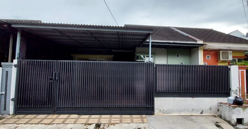 Rumah Dijual - Lokasi Strategis, aman Siap hunidan sangat terawat di Cibinong, Perumahan Graha Kartika Pratama