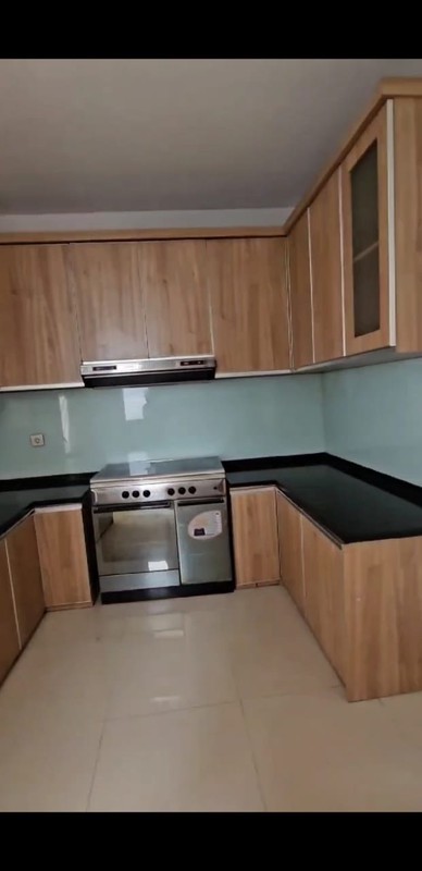 Disewakan rumah di serenia Hills Jakarta Selatan