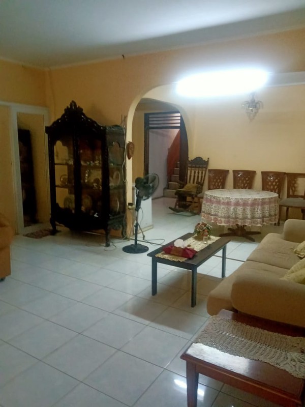 Rumah di Jakarta Pusat LT 860 m2 LB 1000 m2 dengan KT 13+6 KM 3 sudah SHM