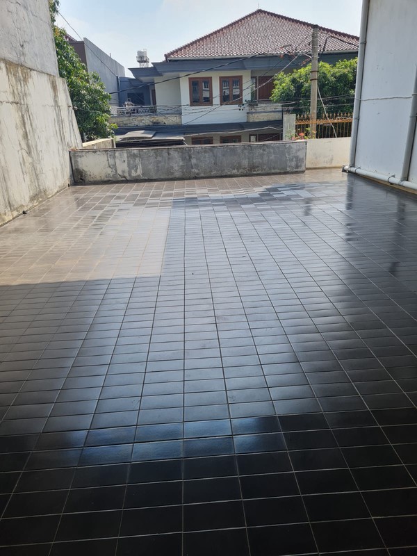 Rumah Mewah di Bukit Cinere Indah - Lahan Luas, Cocok untuk Hunian Keluarga Besar