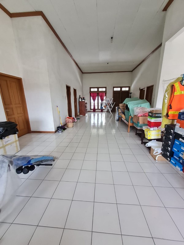 Rumah Mewah di Bukit Cinere Indah - Lahan Luas, Cocok untuk Hunian Keluarga Besar