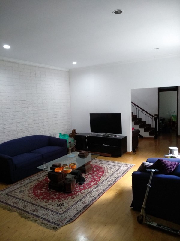 DISEWAKAN MURAH Rumah JL Jambi Surabaya Pusat