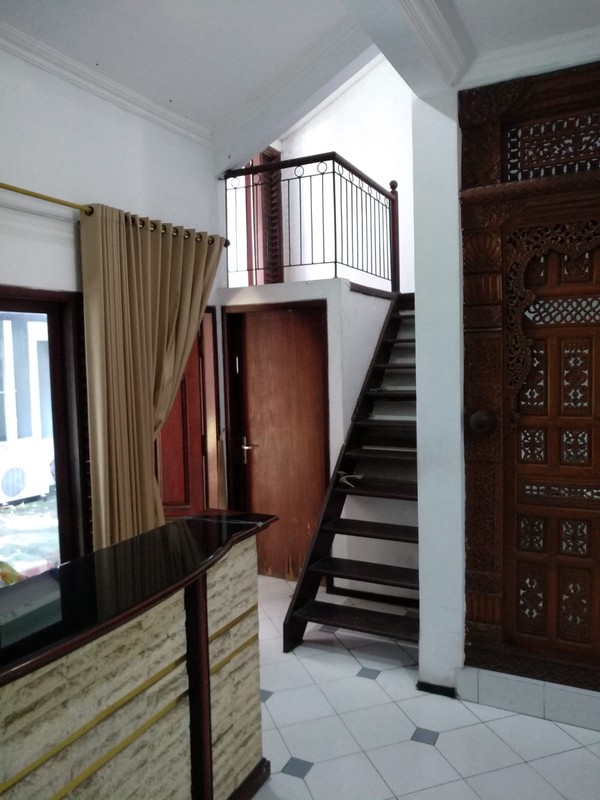 DISEWAKAN MURAH Rumah JL Jambi Surabaya Pusat