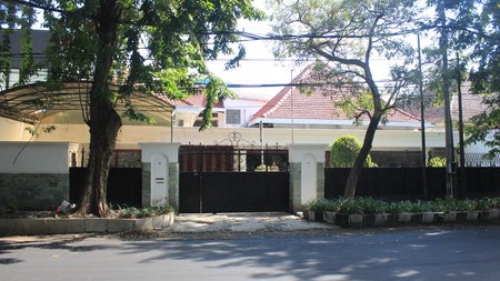 Turun Harga & Langka Disewakan Bangunan Komersial Jalan Polisi Istimewa - Surabaya Pusat