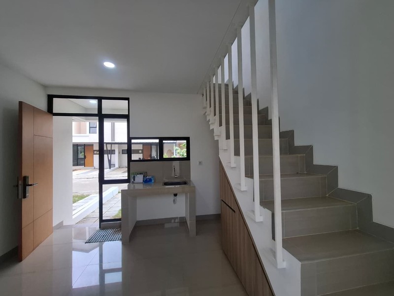 Rumah di Cluster Wimbledon Jababeka - Hunian Nyaman dan Strategis di Kawasan Modern
