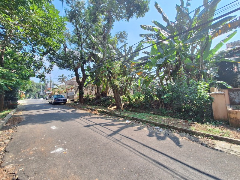 Tanah siap bangun di Megapolitan Cinere