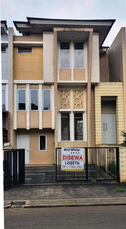  Disewakan Rumah  water Spring Boulevard , Grand Wisata - Tambun . Bekasi