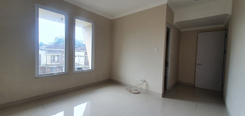  Disewakan Rumah  water Spring Boulevard , Grand Wisata - Tambun . Bekasi