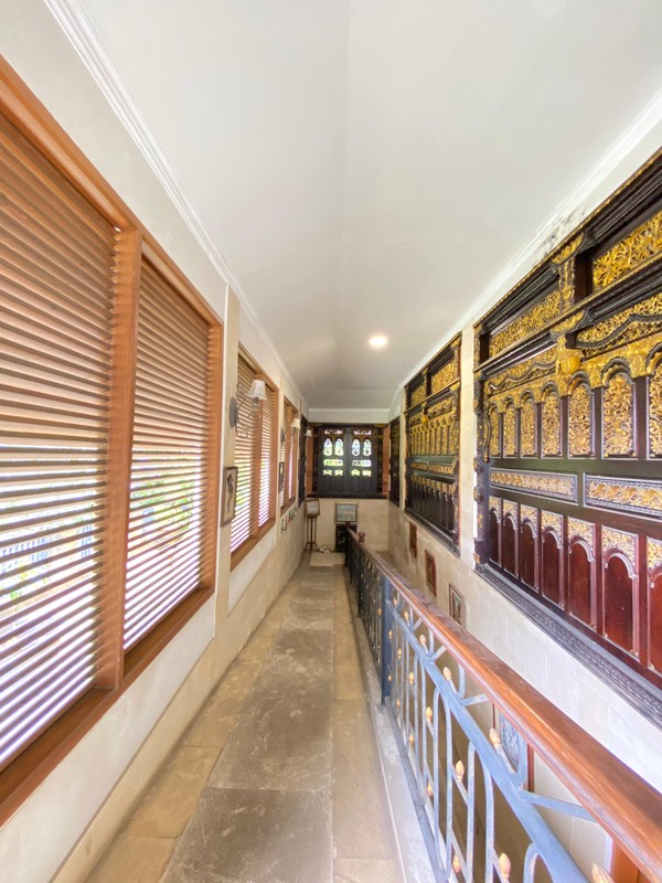 Rumah Etnik Mewah di Cinere