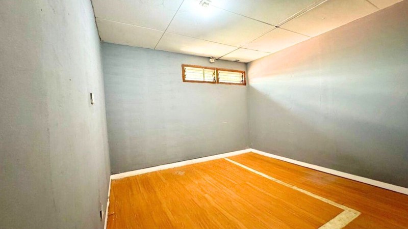 Rumah 2 Lantai Lokasi dekat Balai Sudirman Tebet Jaksel