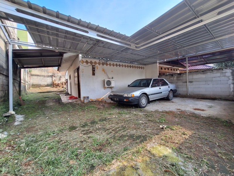 Rumah murah hitung tanah di Mega Cinere