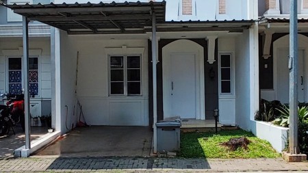 Jarang Ada. Rumah cantik Vanya Park Azura, BSD