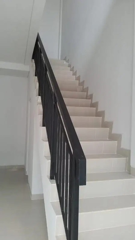 Rent. Ruko bagus 91 District BSD, lokasi strategis..