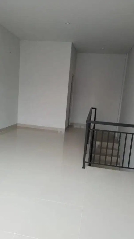 Rent. Ruko bagus 91 District BSD, lokasi strategis..