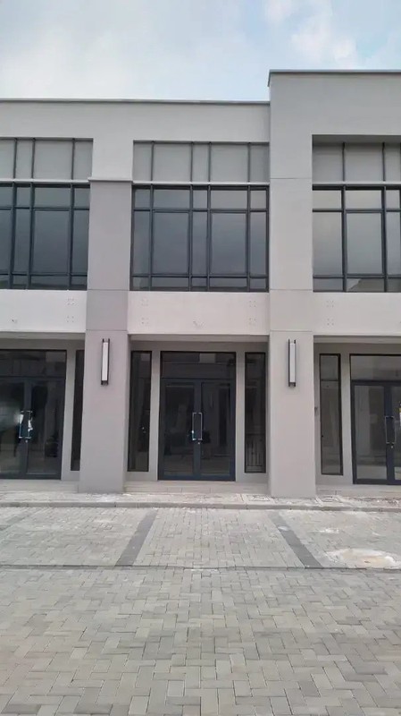 Rent. Ruko bagus 91 District BSD, lokasi strategis..