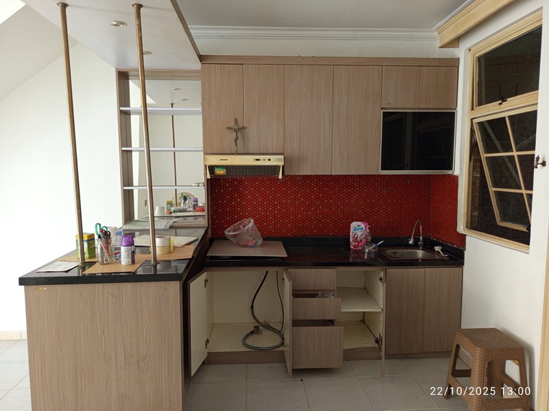disewakan townhouse di Taman Paris 2 Lippo Karawaci Tangerang