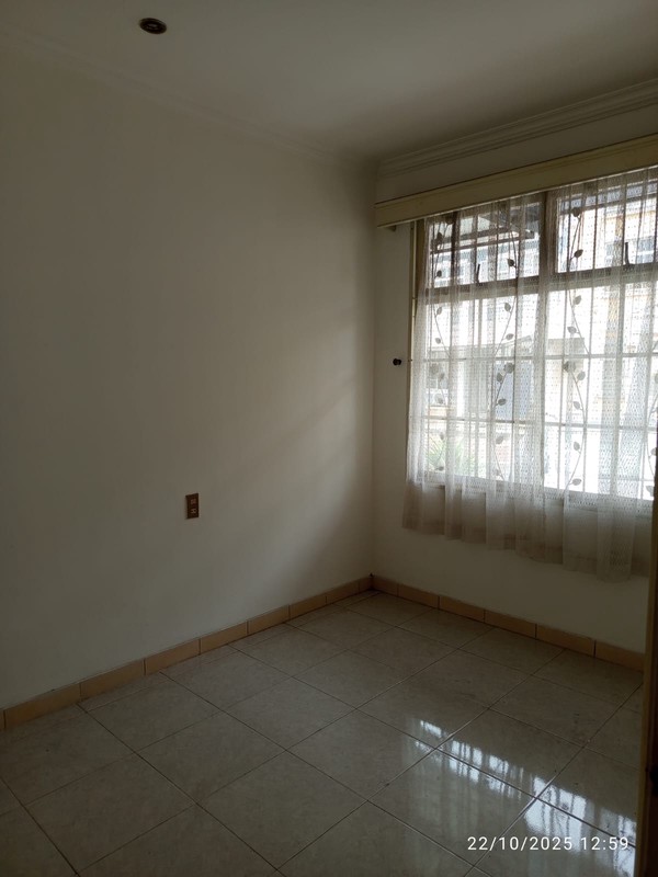 disewakan townhouse di Taman Paris 2 Lippo Karawaci Tangerang