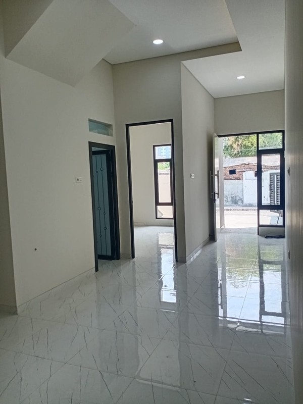 Dijual Rumah Baru Tenggilis Mejoyo Selatan Surabaya Timur - Siap Huni  