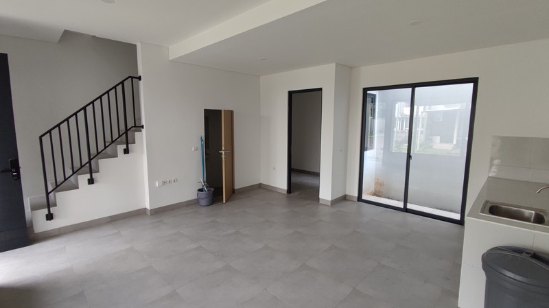 Fast Rent. Rumah Bagus cluster Yuthica, BSD