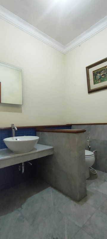 Rumah bagus, Asri, Bebas Banjir di Bintaro Sektor 3.