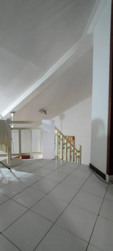 Rumah bagus, Asri, Bebas Banjir di Bintaro Sektor 3.